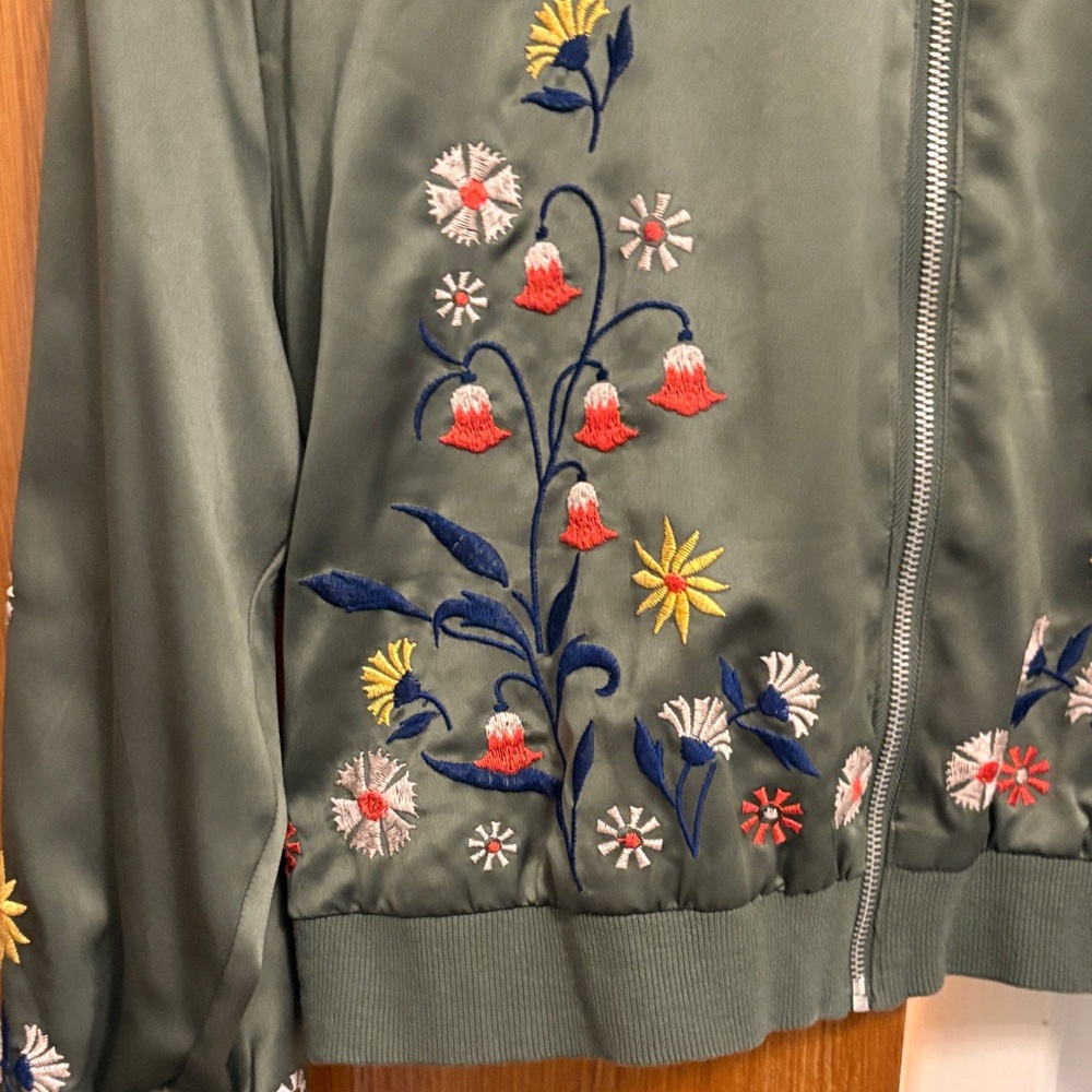 Xhilaration Olive Bomber Jacket with Floral Embroidery - Picture 3 of 5